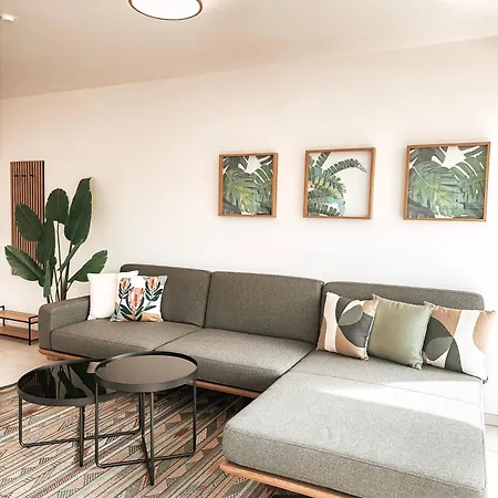 Zirbenglueck Mit Balkon In Lägenhet *