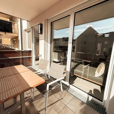 Zirbenglueck Mit Balkon In アパート *