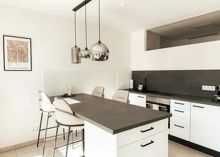 Zirbenglueck Mit Balkon In * Graz