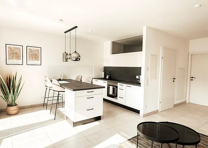 Zirbenglueck Mit Balkon In Graz